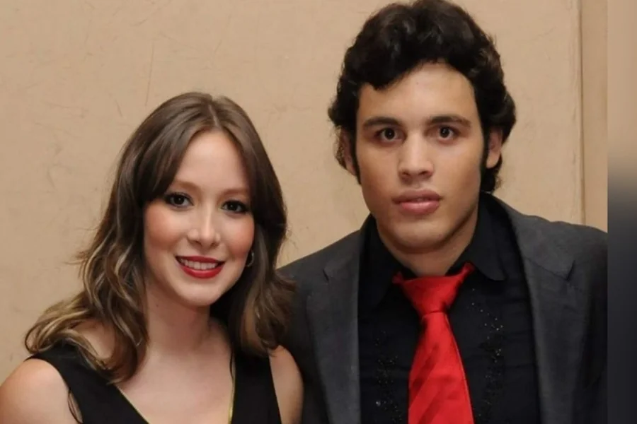 Julio Cesar Chavez Jr Wife