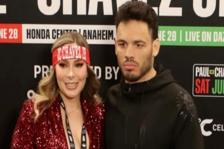 Julio Cesar Chavez Jr Wife