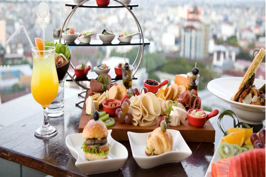 Saturday Brunch in Abu Dhabi