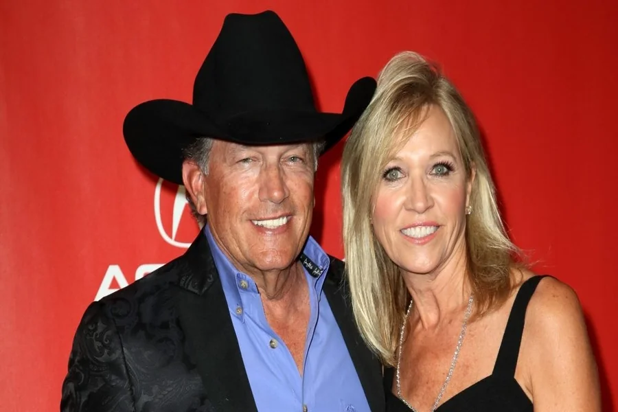 Did George Strait's Wife Passed Away